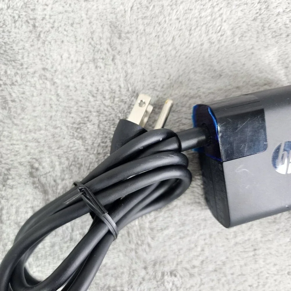 Genuine HP 45W AC Power Charger TPN-LA 04 853490-001 19.5V 2.31A